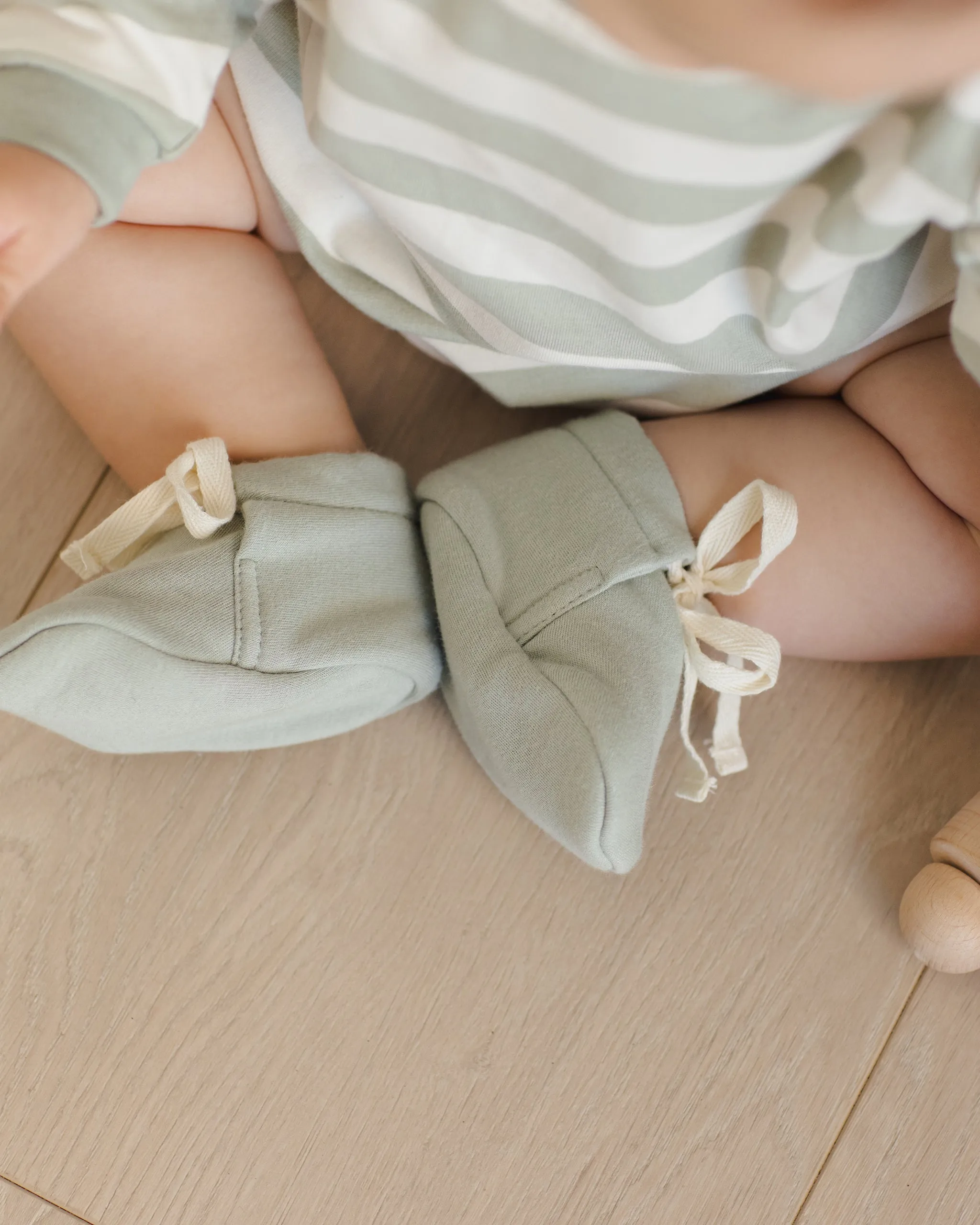 -Baby Booties || Sage-