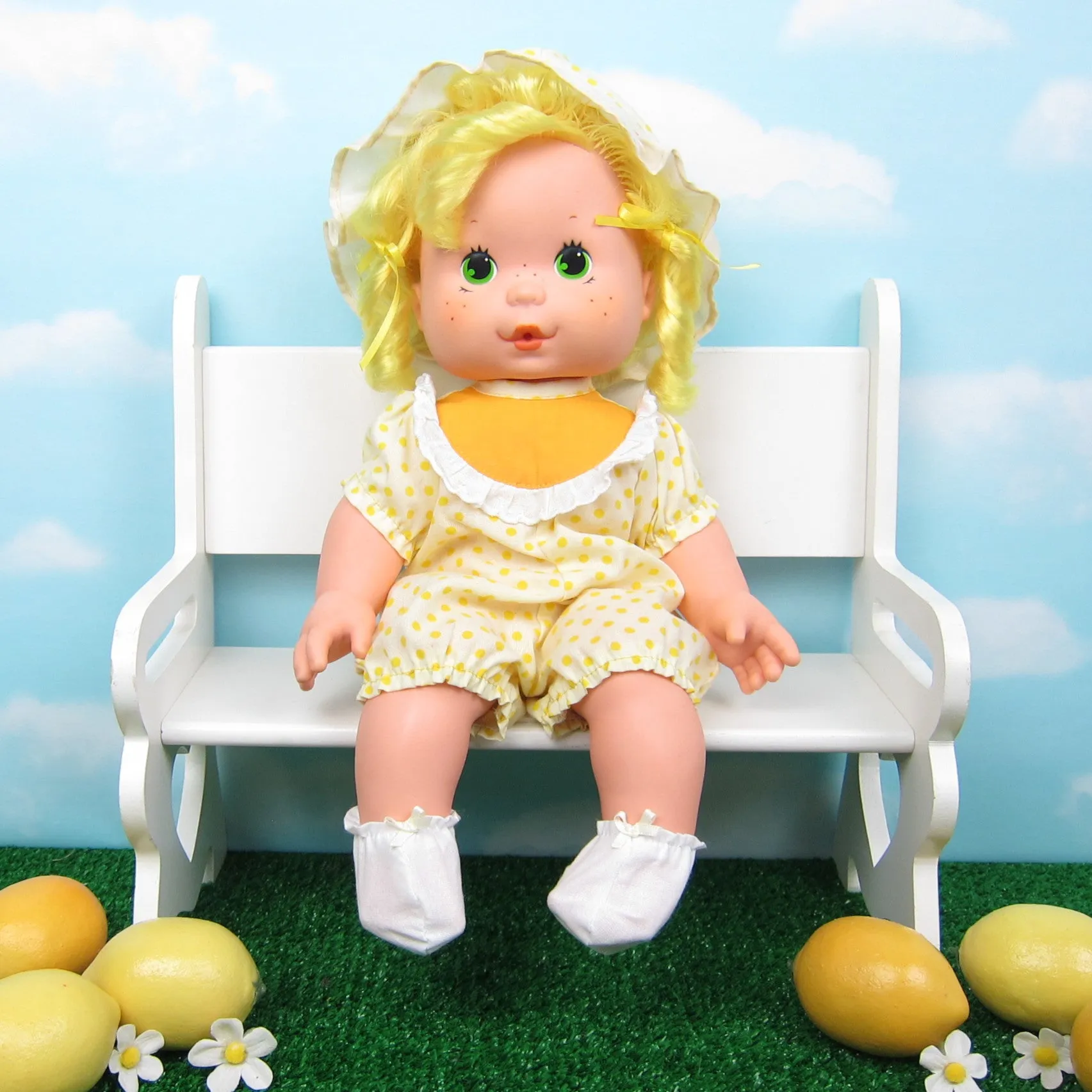 Baby Doll Booties - White with Pale Yellow Bow