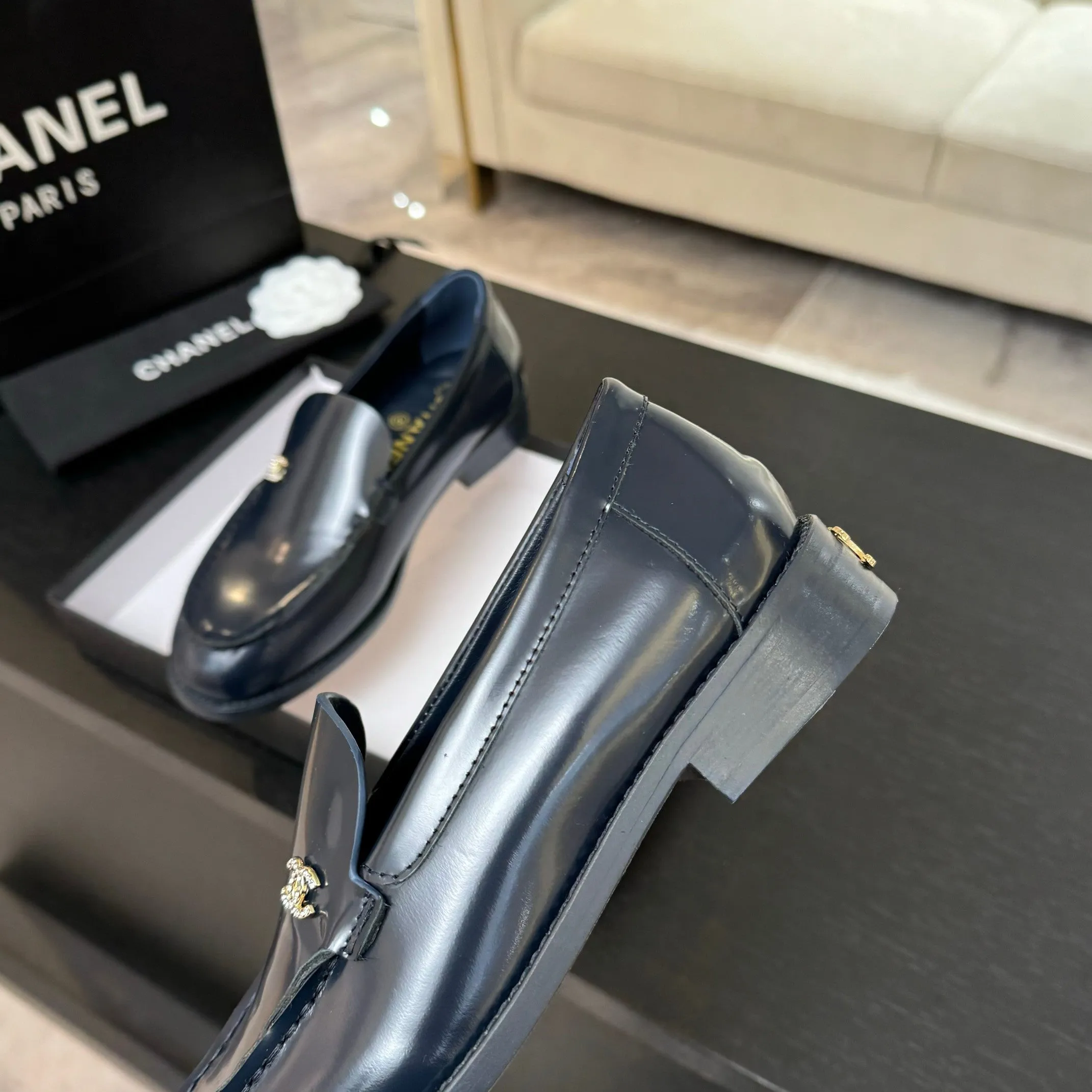 CC 25C Moccasins Dark Blue Patent Leather