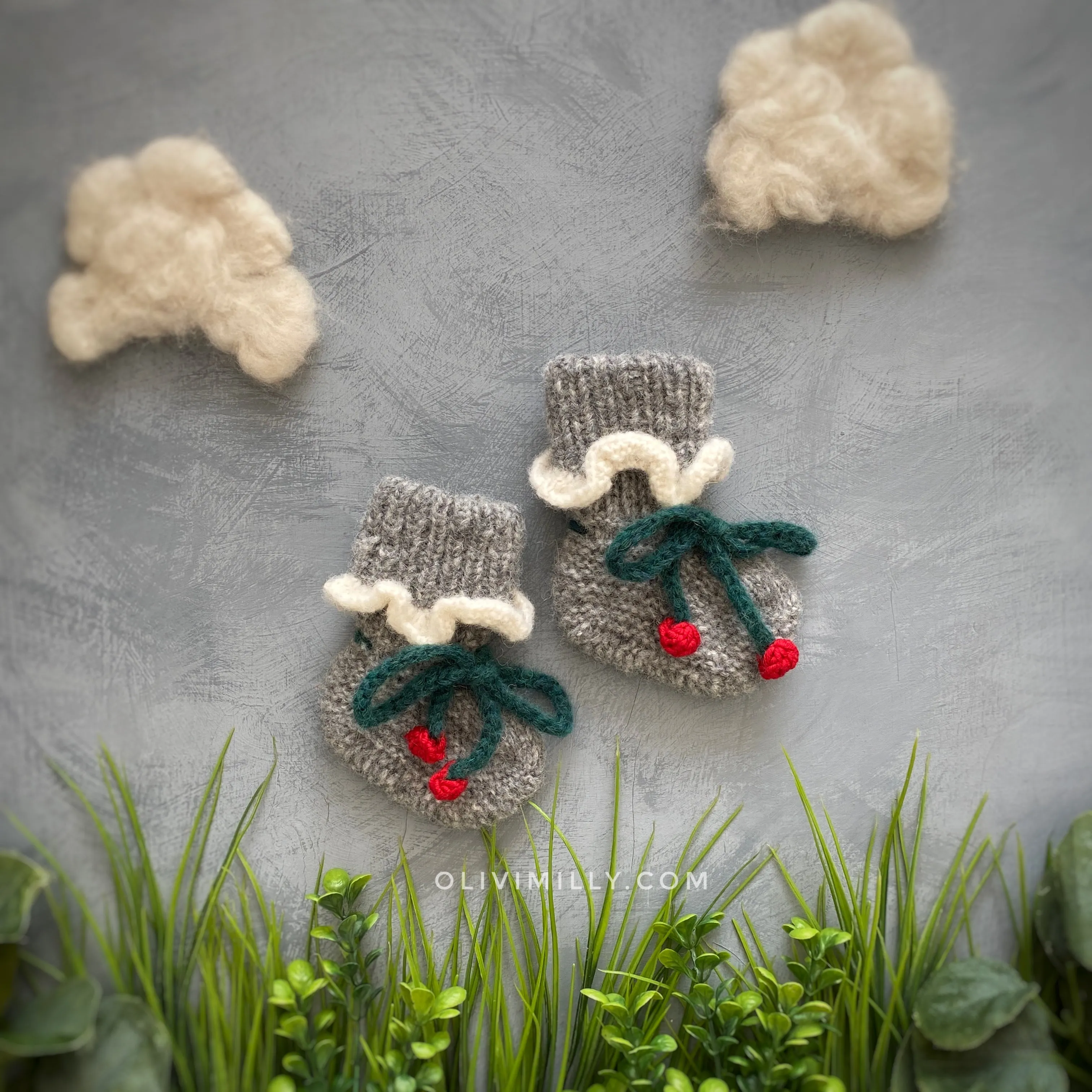 Cherry Booties | Dark grey