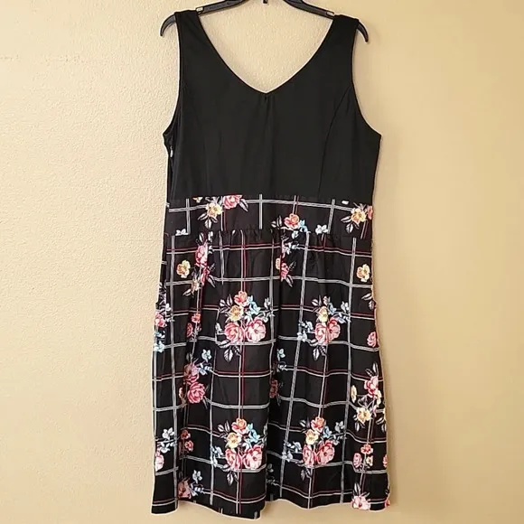 City Chic Black Floral Grid Print Picnic Love Dress - Size 18
