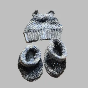 Cute Baby Hat with ears and booties