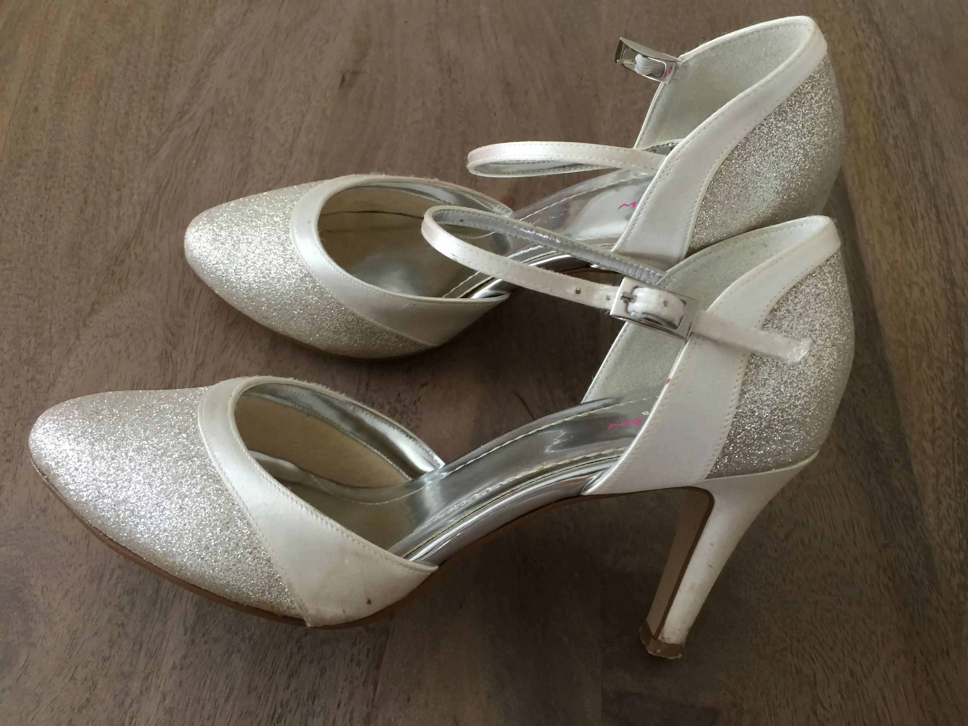 Damen BRAUTSCHUHE Pumps Grösse 38.5
