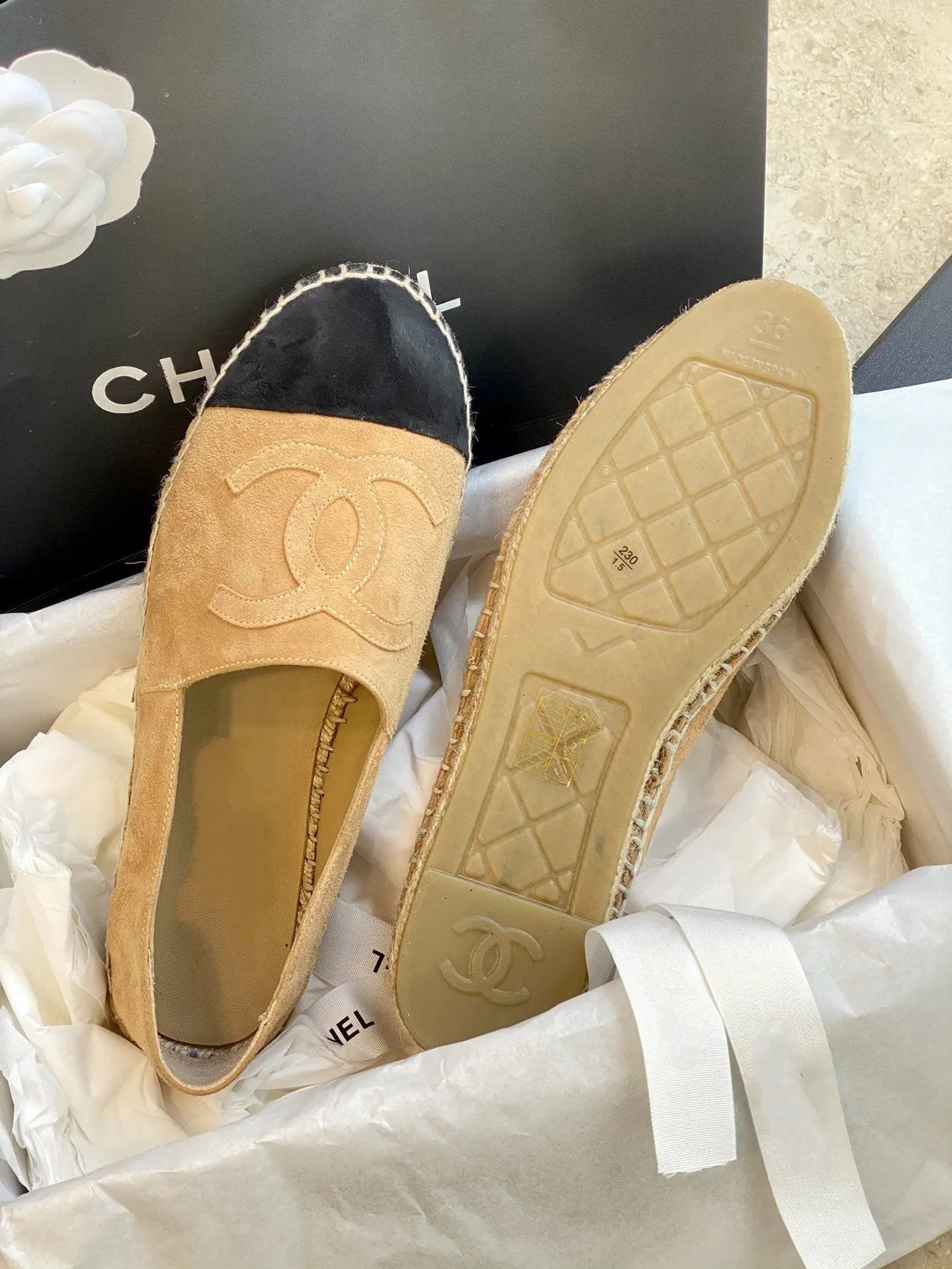 espadrilles beige suede black velvet
