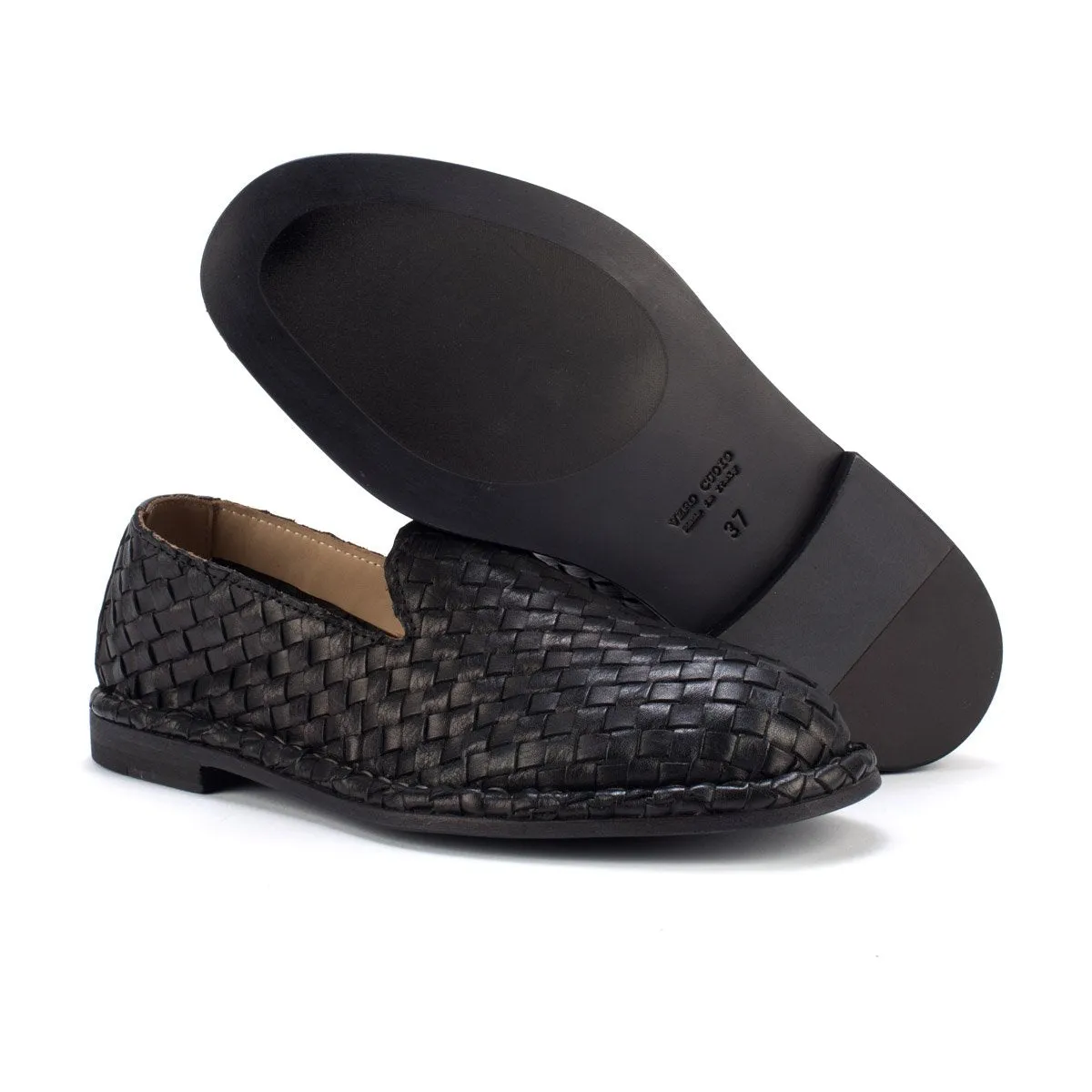 HAND 06 – Woven slippers