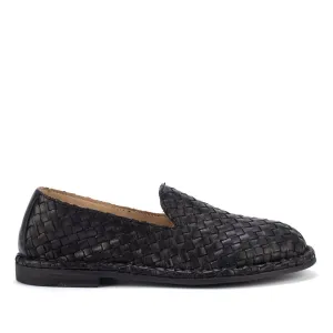 HAND 06 – Woven slippers