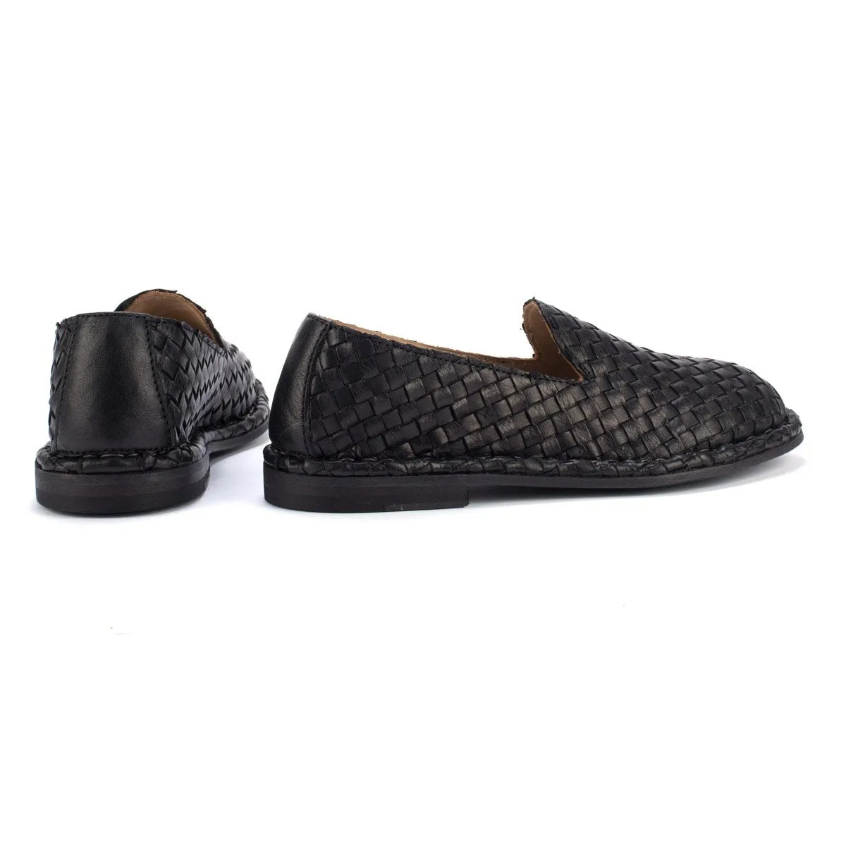 HAND 06 – Woven slippers