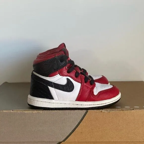 Jordan 1 High OG  Black/Red Satin Snakeskin Toddler Sneakers- SZ 7 C