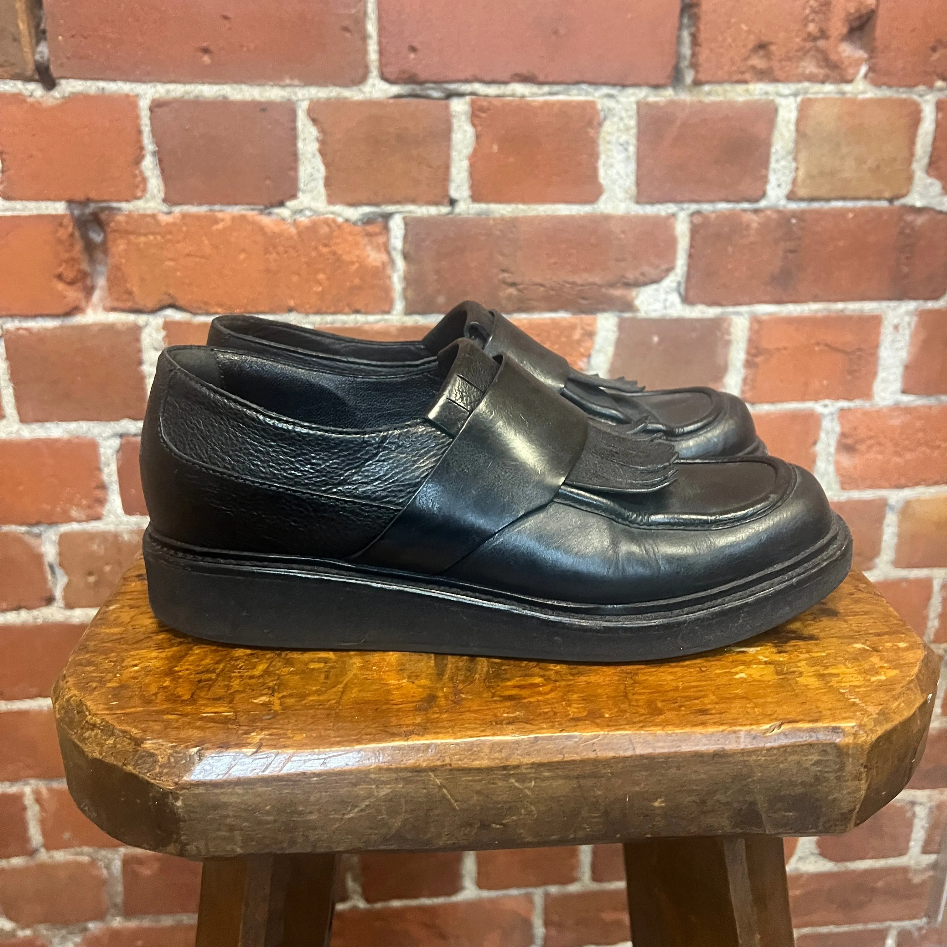 L TUTTLE leather loafers 41