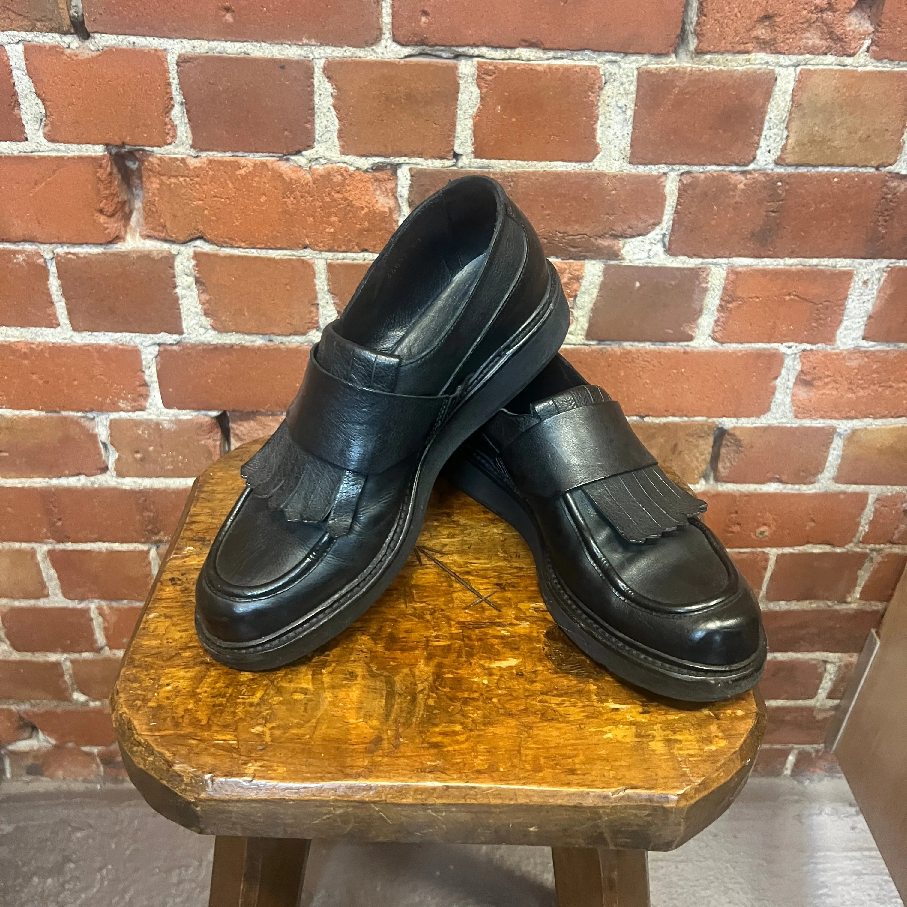 L TUTTLE leather loafers 41