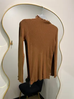 Marcey Lettuce Trim Top