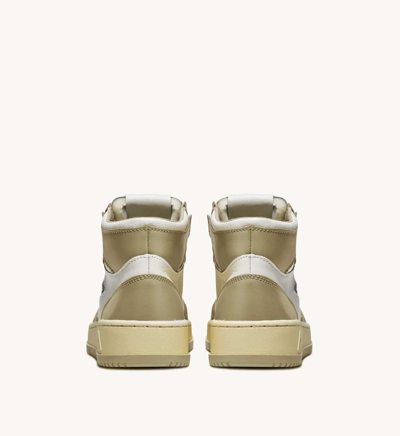 Medalist Mid Leather