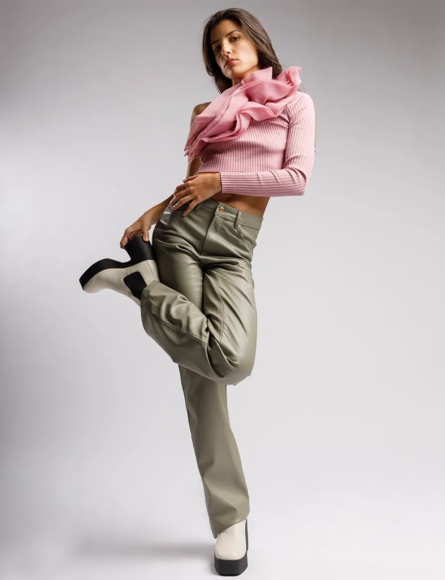 Momo Off White Leather Chelsea Boots