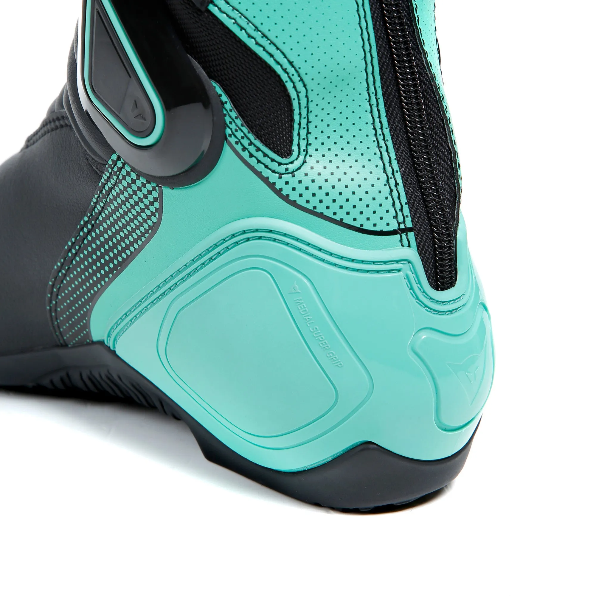 Nexus 2 Lady Boots