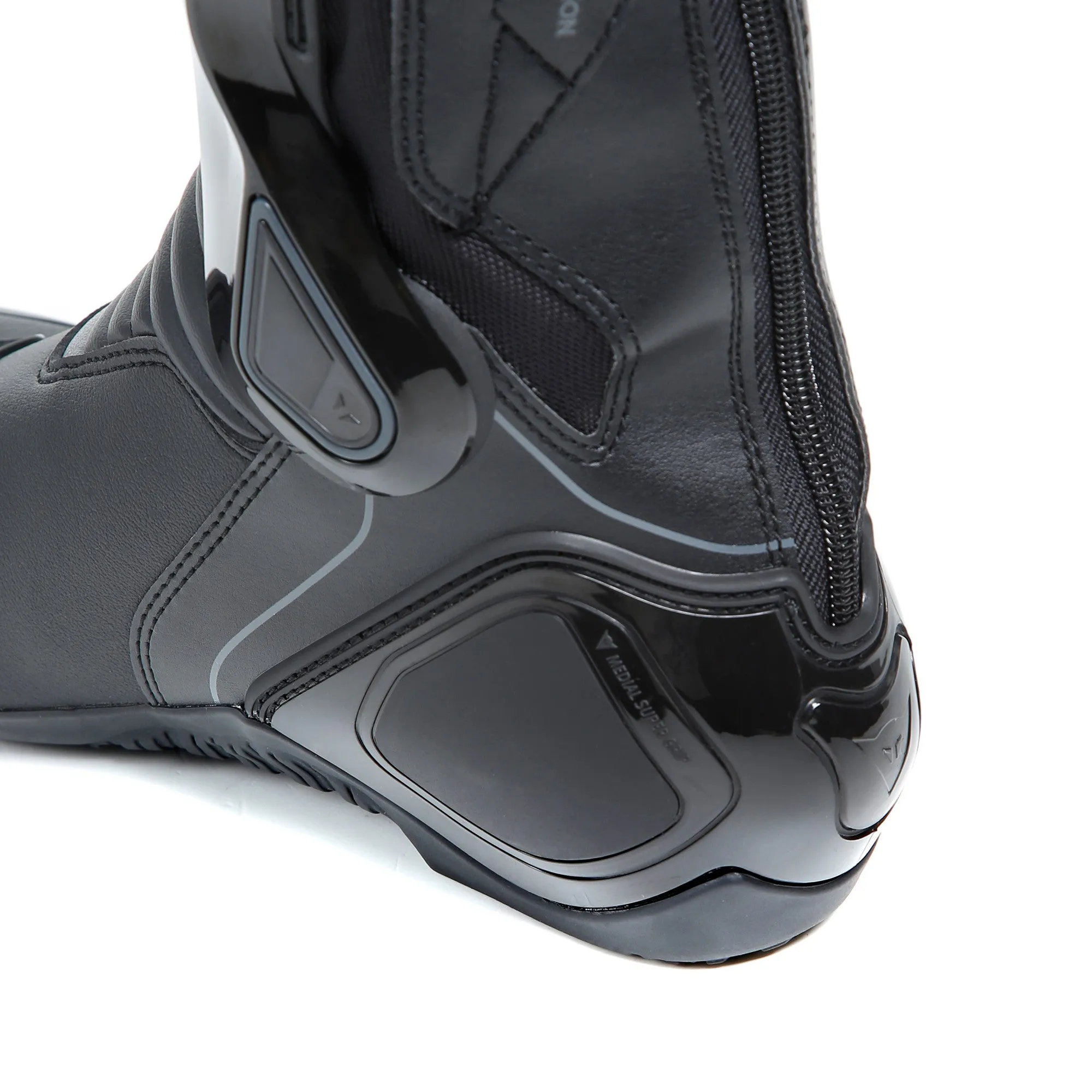 Nexus 2 Lady Boots