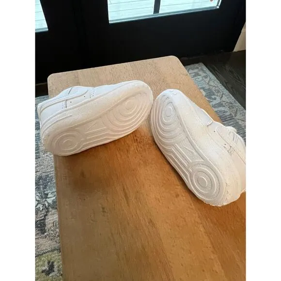 Nike Force 1 Crib Booties Shoes Size 4C Baby Infant Triple White CK2201 100