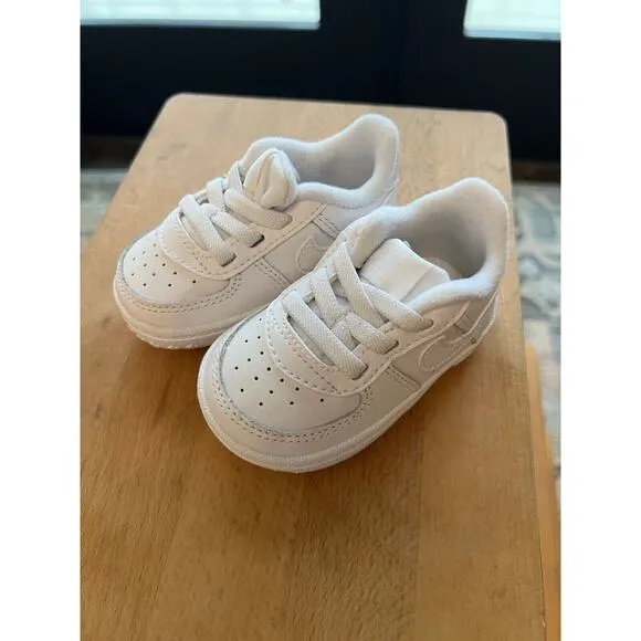 Nike Force 1 Crib Booties Shoes Size 4C Baby Infant Triple White CK2201 100