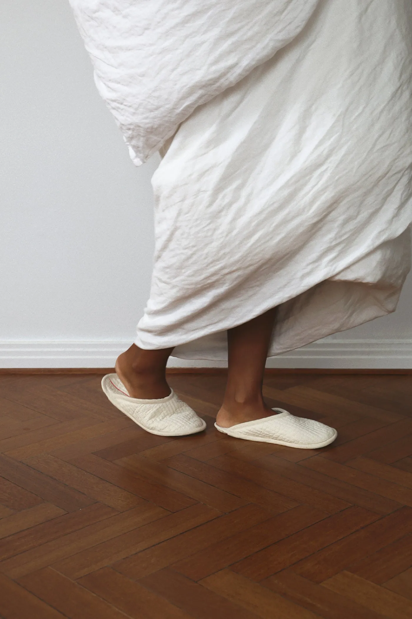 Oello - Room Slippers Natural Calico