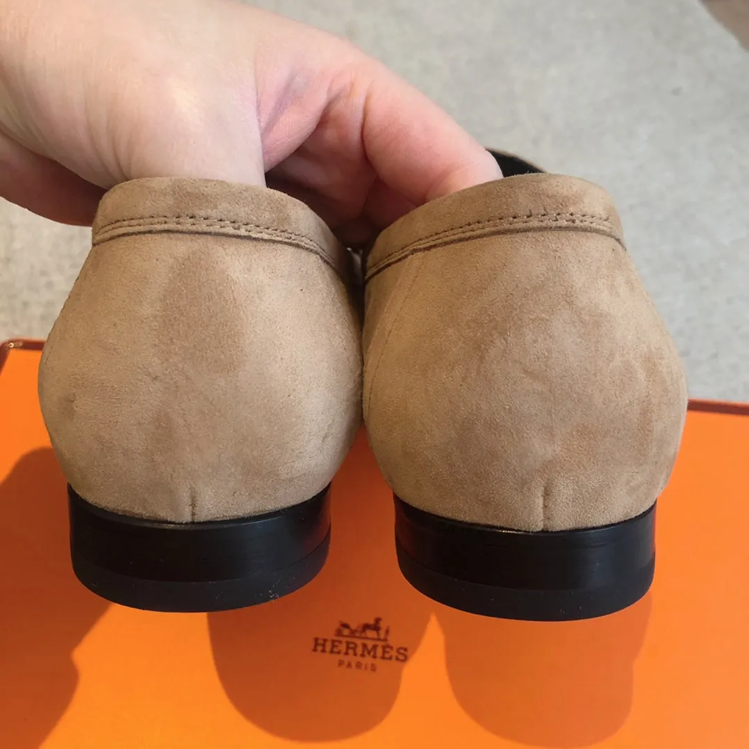Paris Loafer Light Brown Suede Calfskin With Pink Gold Signature Buckle 509373