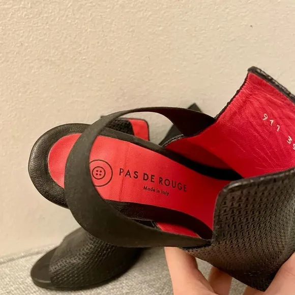 Pas de Rouge Black Open Toe Heeled Slingback Booties Mesh in Size EU 39 / US 8.5