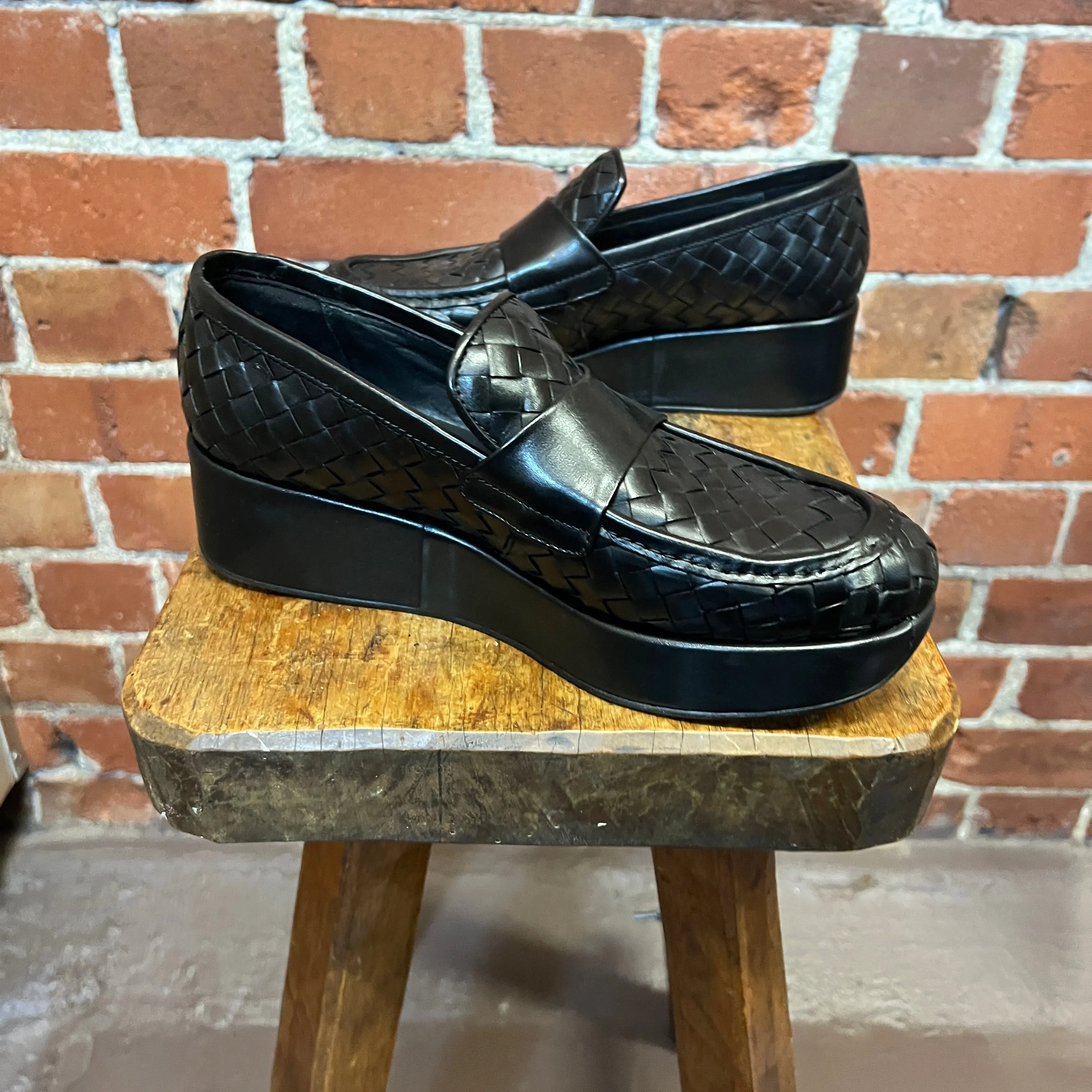PONS QUINTANA Woven leather loafers 38