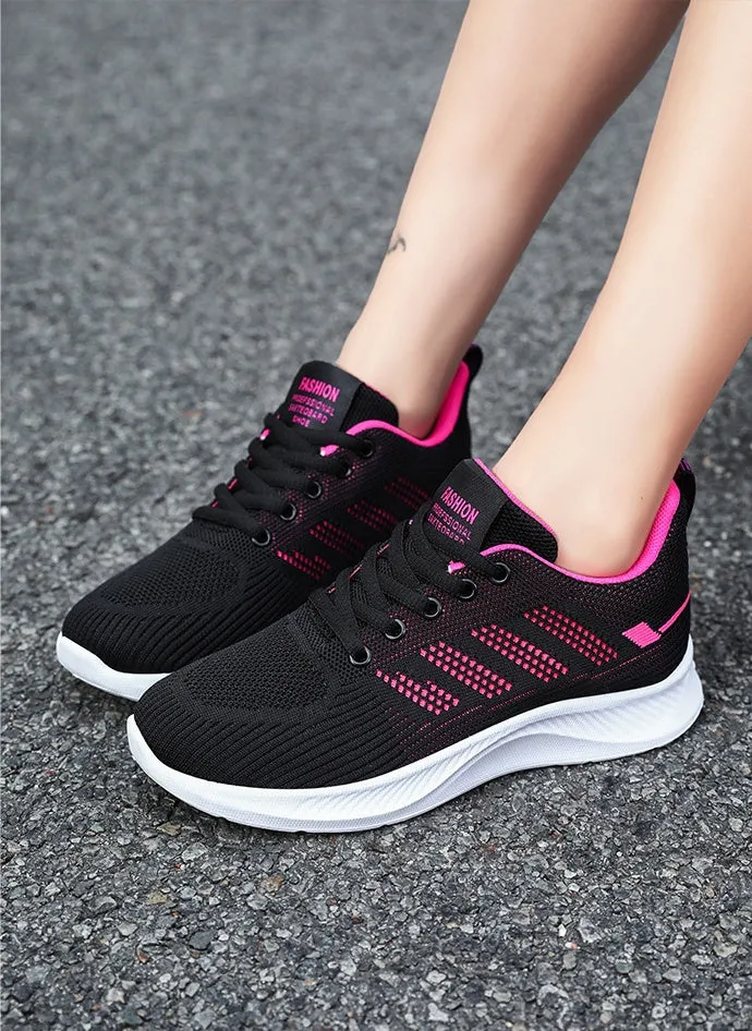 Sporty Women's Trainers Featuring a Circular Pattern Outsole for Comfort
