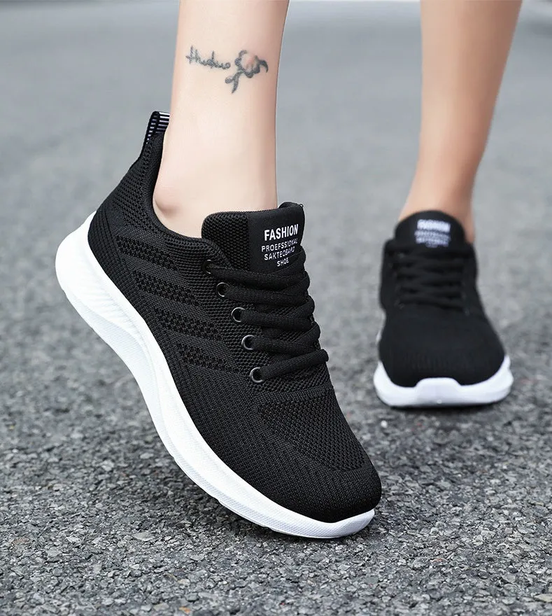 Sporty Women's Trainers Featuring a Circular Pattern Outsole for Comfort