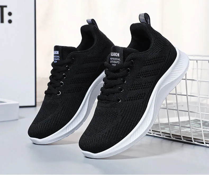Sporty Women's Trainers Featuring a Circular Pattern Outsole for Comfort