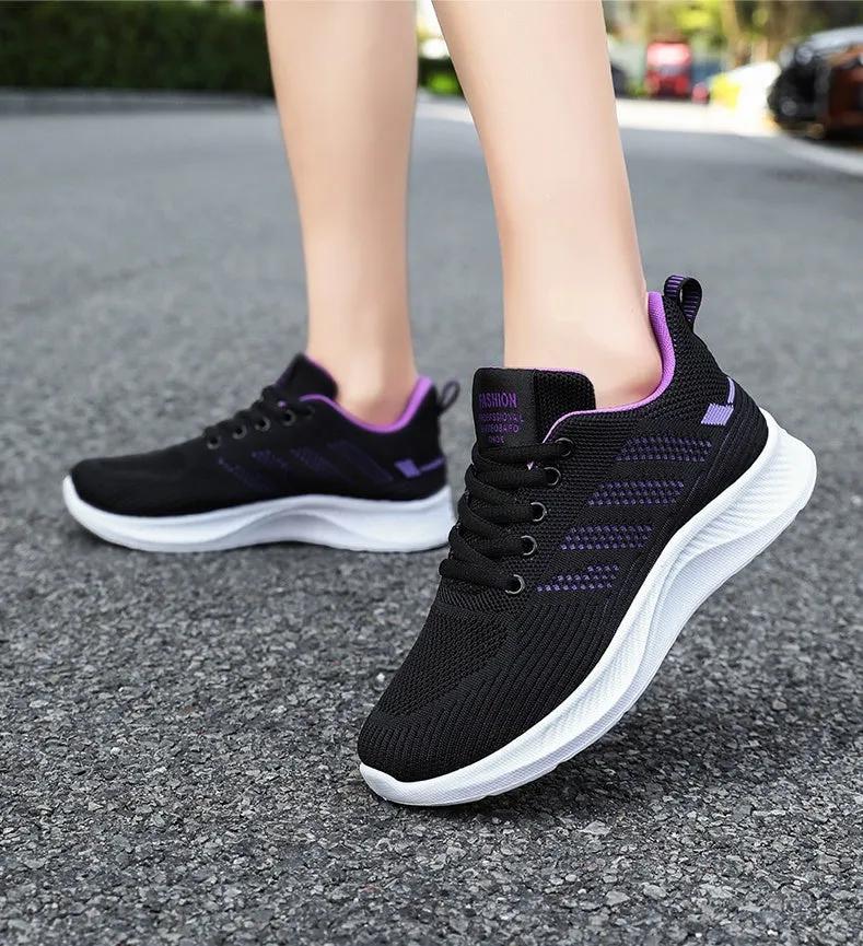 Sporty Women's Trainers Featuring a Circular Pattern Outsole for Comfort