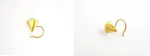 Unique, gold-plated, faceted diamond-shape nose pin