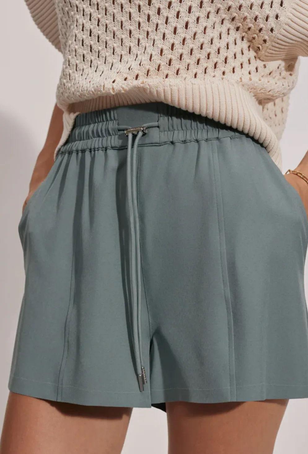 Varley | Barket Woven Short {Dark Forest}