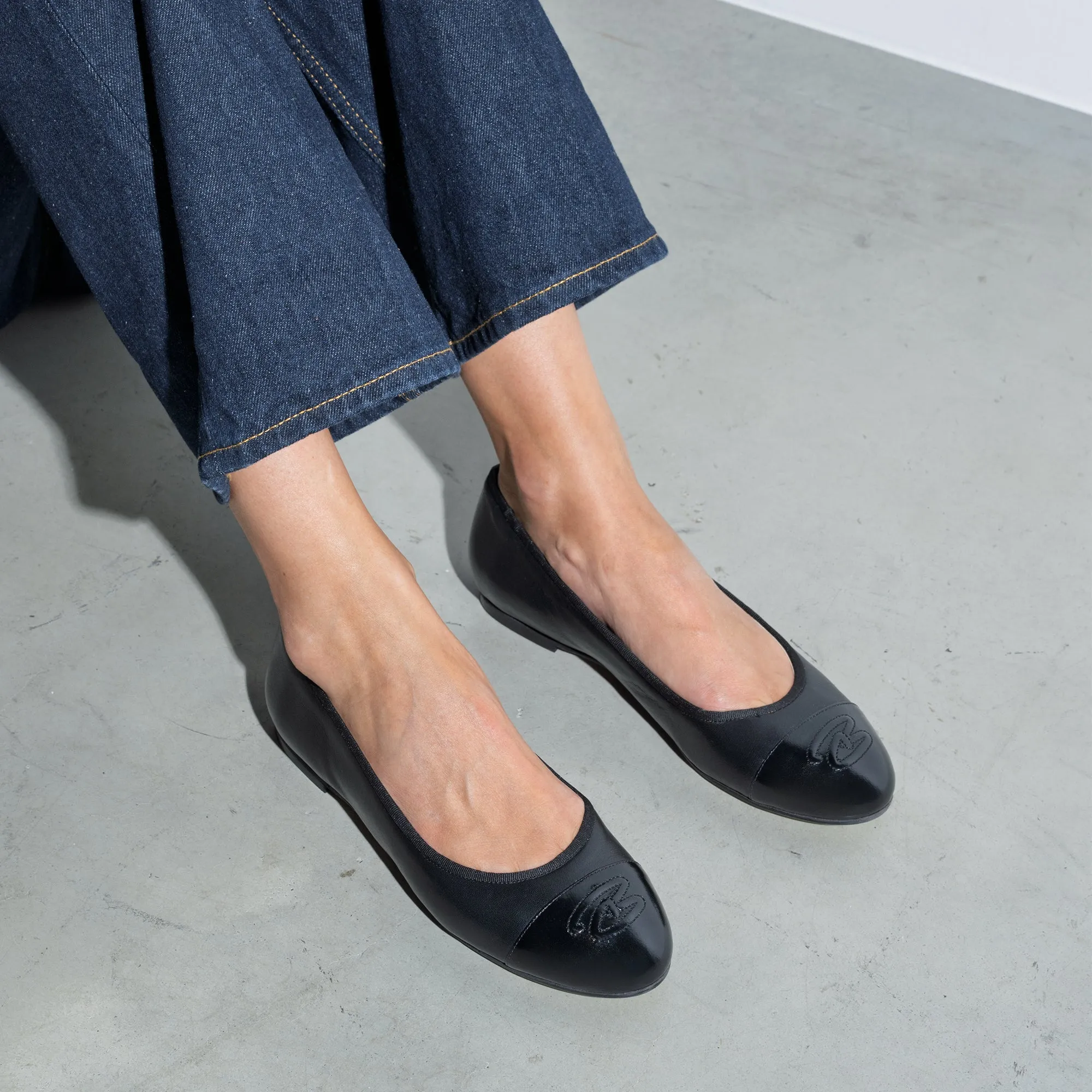 Vendôme Ynes black calfskin leather ballerinas