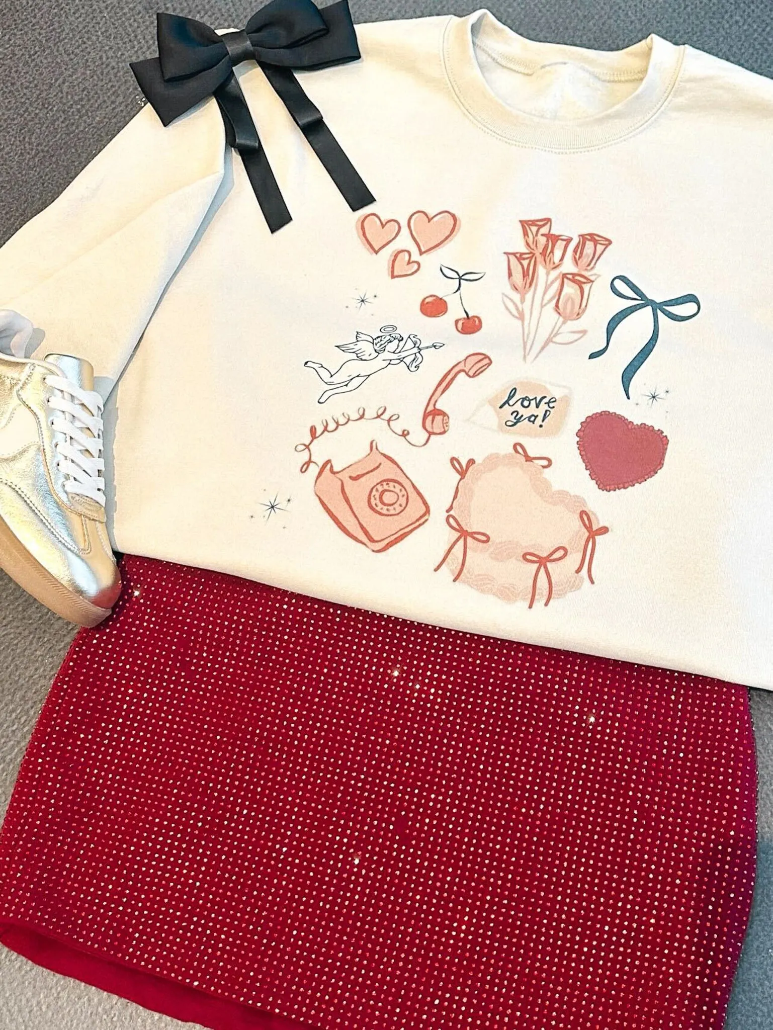 Vintage Valentine Graphic Sweatshirt