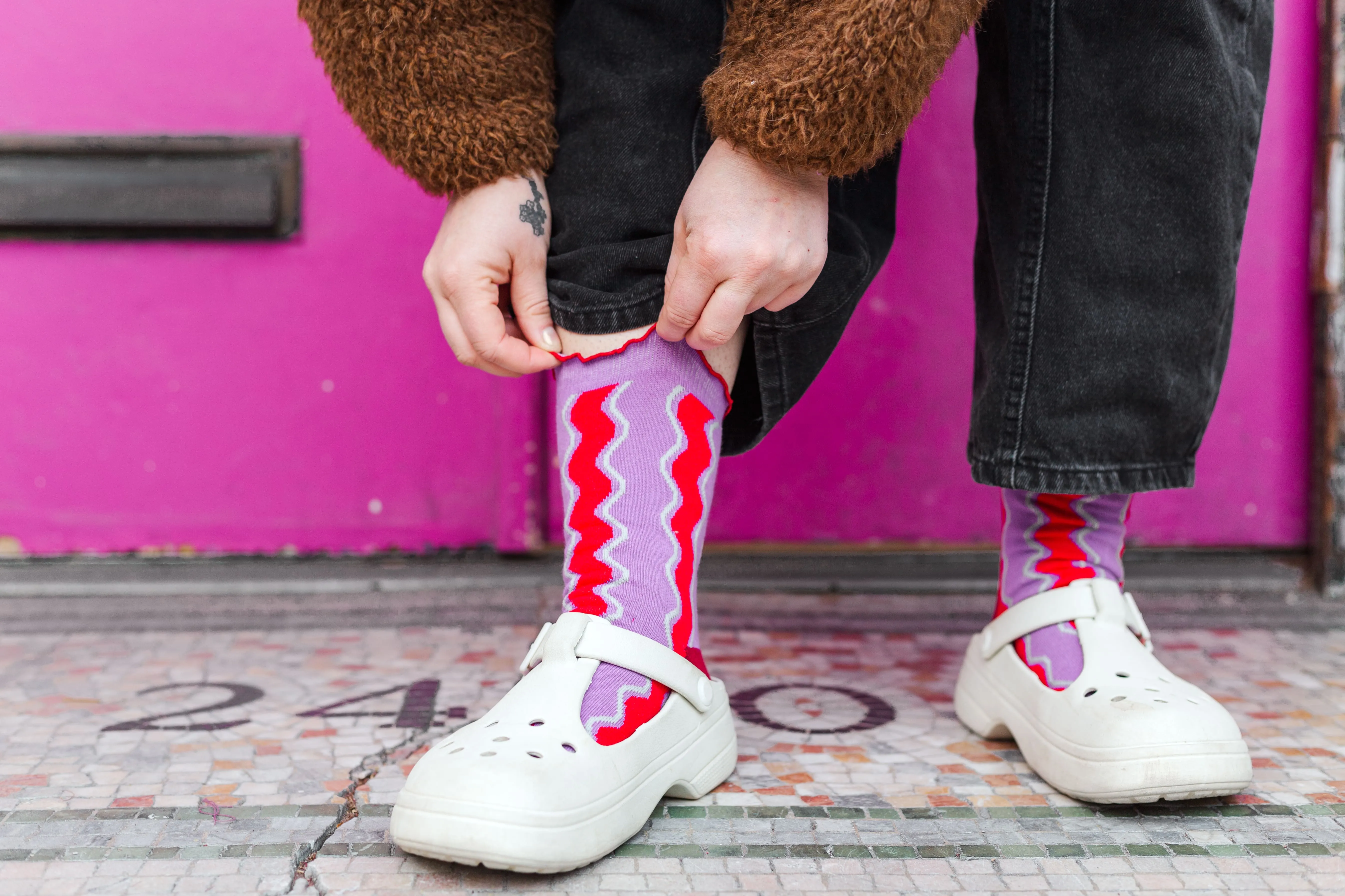 Wavy Stripe Ruffle Socks (RTS)