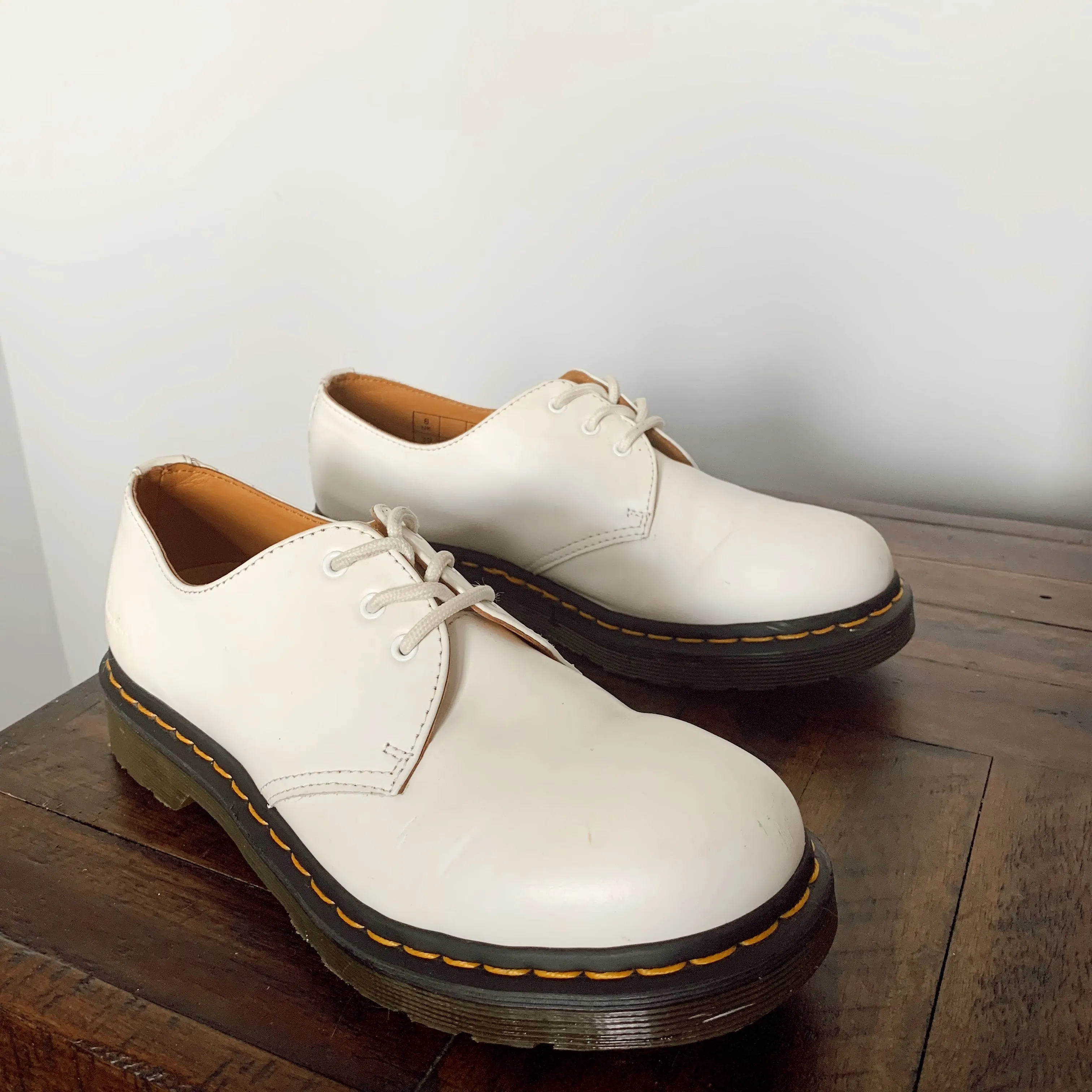 White 1461 Oxford