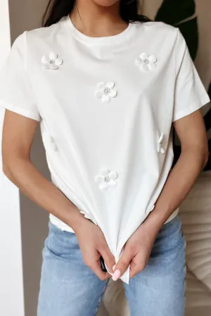 White Exquisite Flower Embellished Round Neck T-shirt
