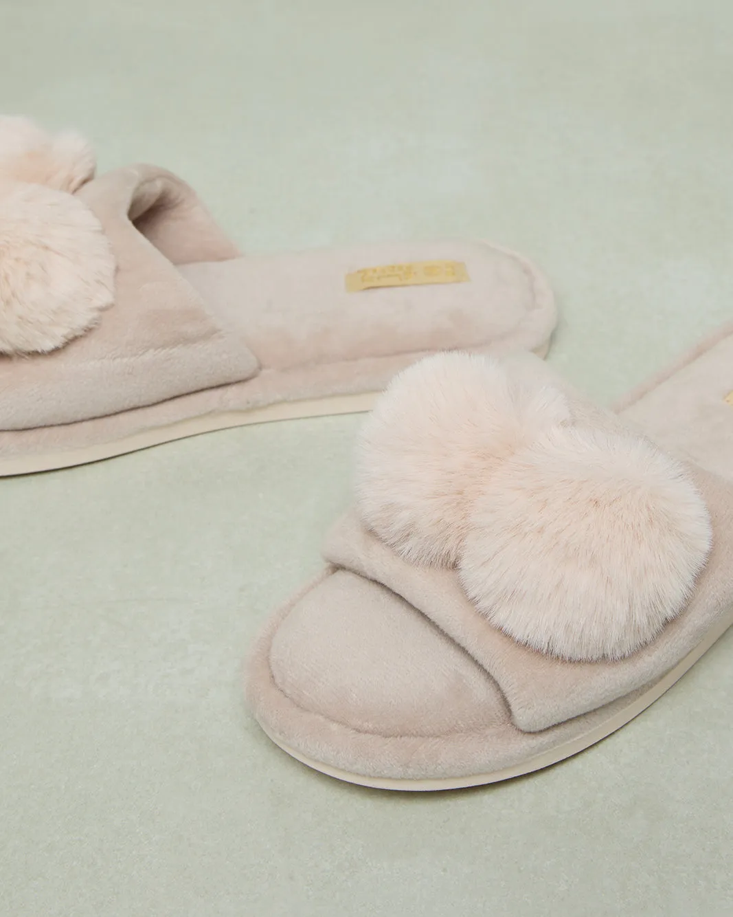 Women Beige Embellished Slipper