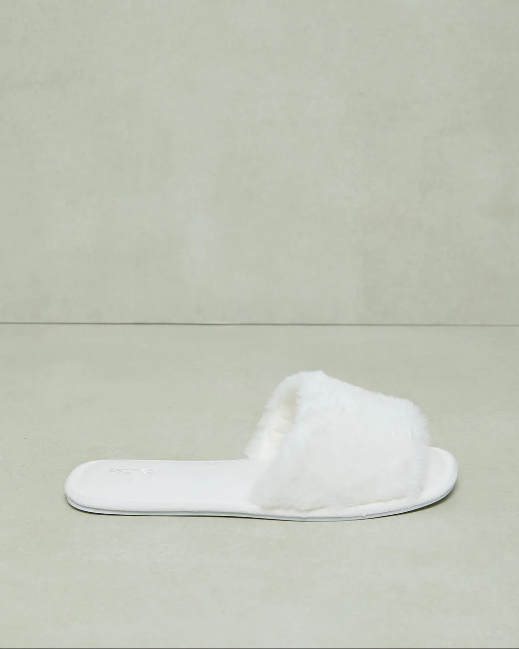 Women White Classic Slipper