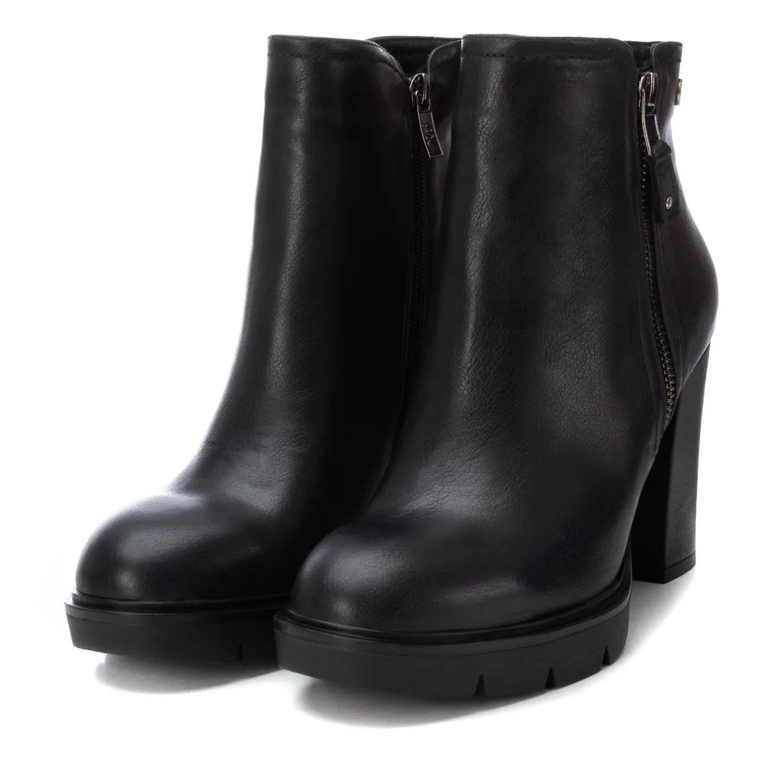 Women's Casual Heeled Booties By XTI 142987