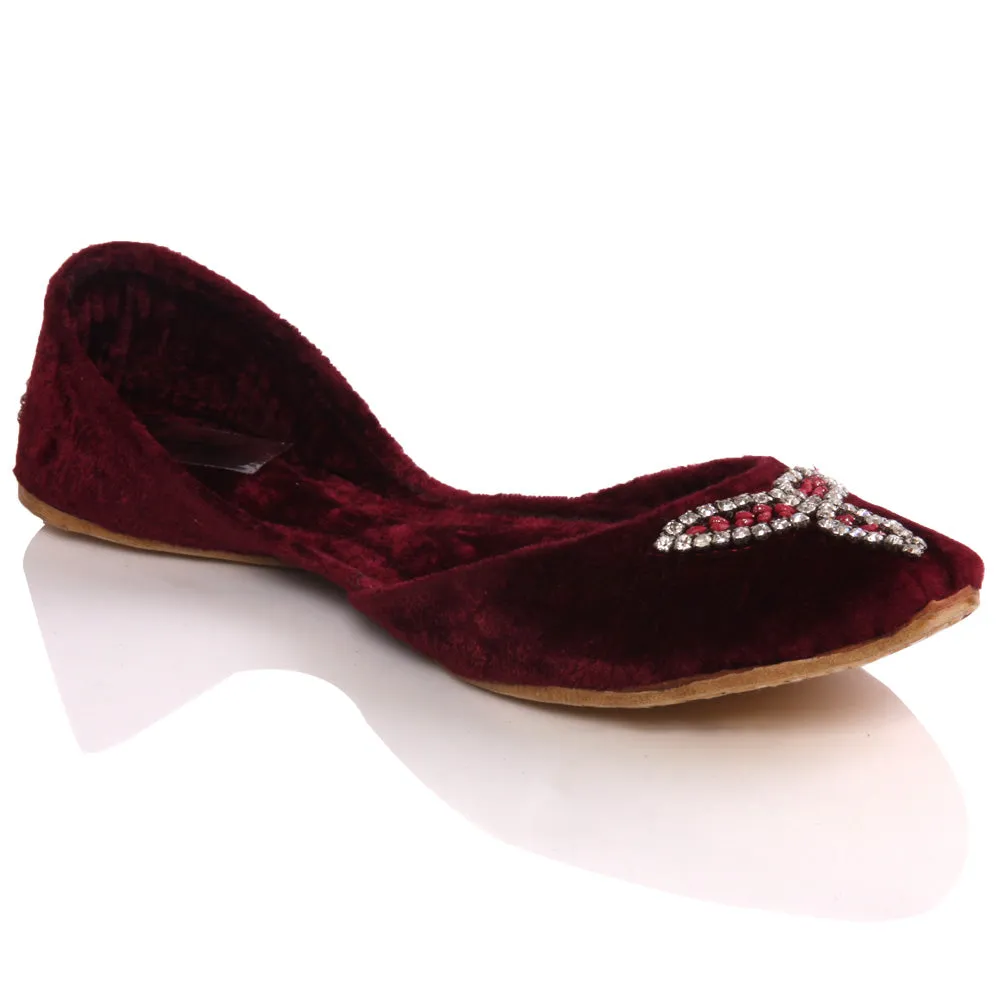 Womens ‘Nisha’ Embellished Leather Indian Khussa Pumps
